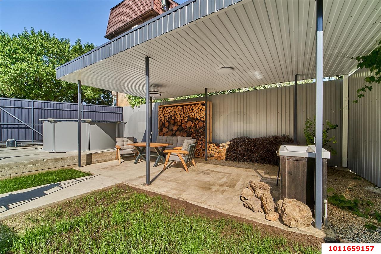 Фото №2: Дом 48 м² + 3 сот. - Краснодар, Центральный внутригородской округ, мкр. Центральный, ул. Ломоносова, 94