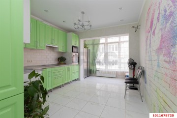 Фото №1: 2-комнатная квартира 68 м² - Российский, мкр. Прикубанский внутригородской округ, ул. Рымникская, 8