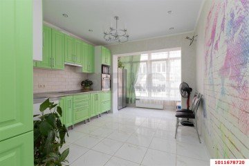 Фото №1: 2-комнатная квартира 65 м² - Российский, мкр. Прикубанский внутригородской округ, ул. Рымникская, 8