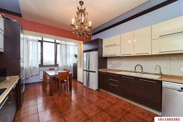 Фото №5: 4-комнатная квартира 193 м² - Краснодар, мкр. Центральный, ул. Володарского, 75