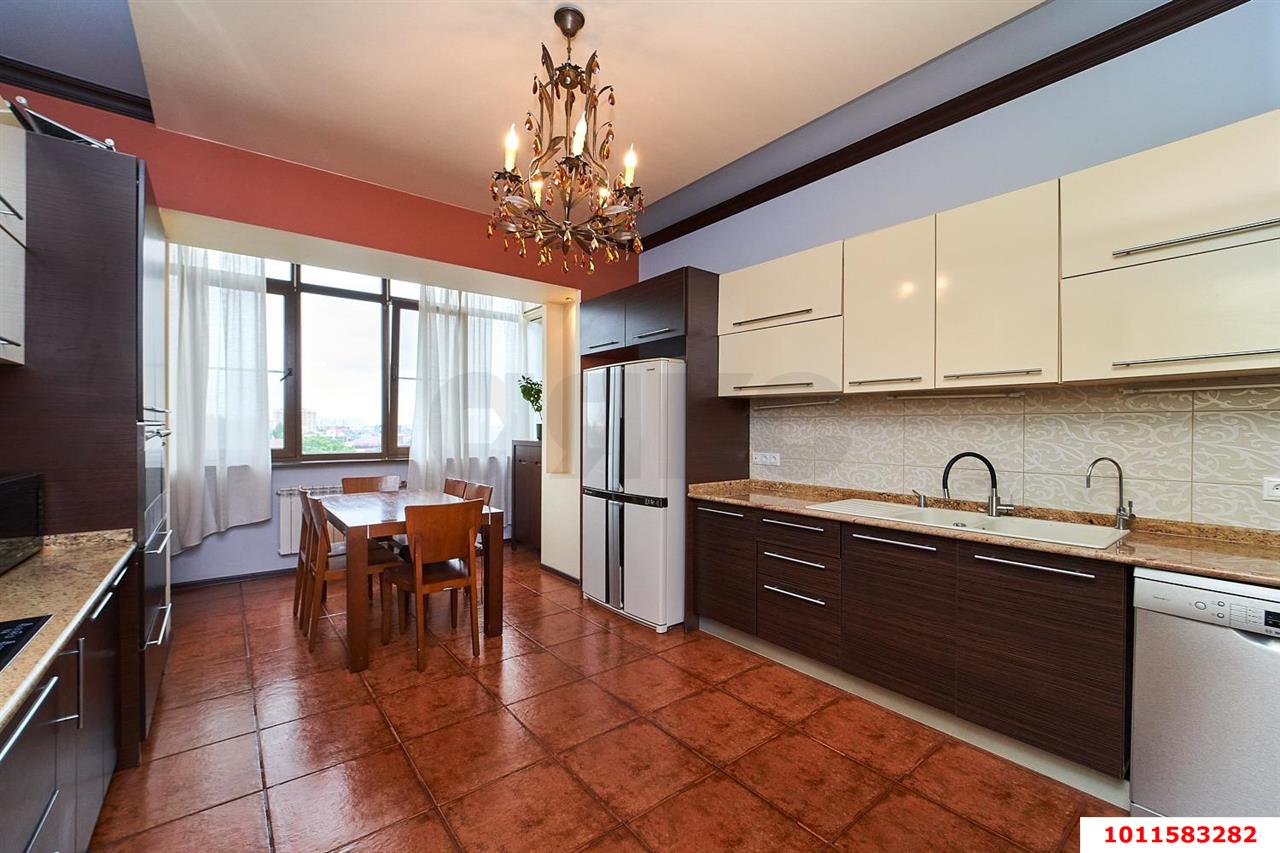 Фото №5: 4-комнатная квартира 193 м² - Краснодар, Центральный, ул. Володарского, 75