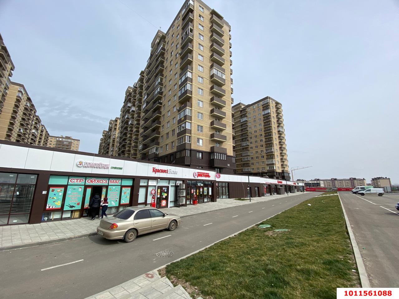 Фото №3: Торговое помещение 42 м² - Краснодар, 2-я Площадка, ул. Ветеранов, 85к1