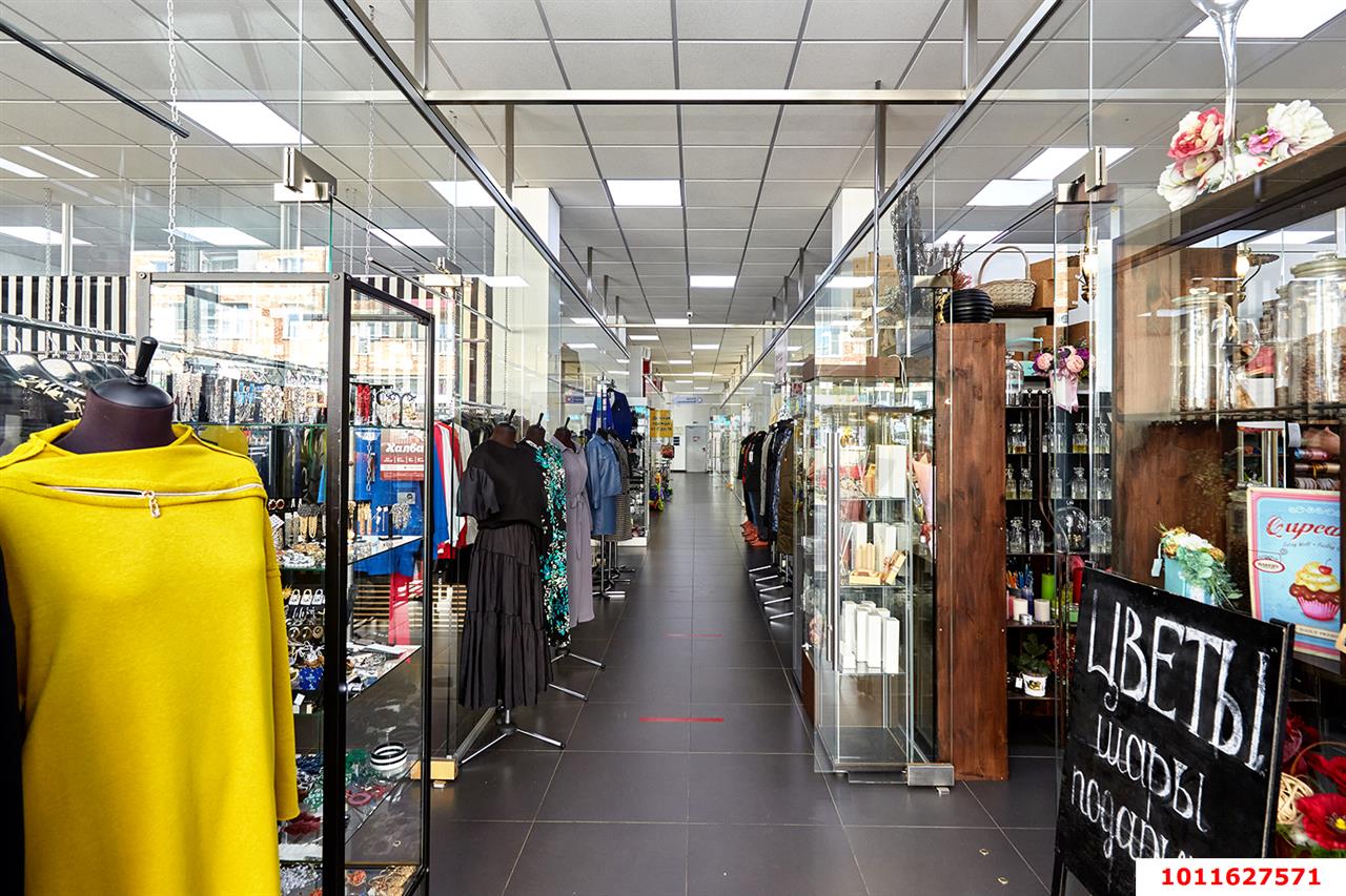 Фото №4: Коммерция 884 м² - Динская, ул. Красноармейская, 29