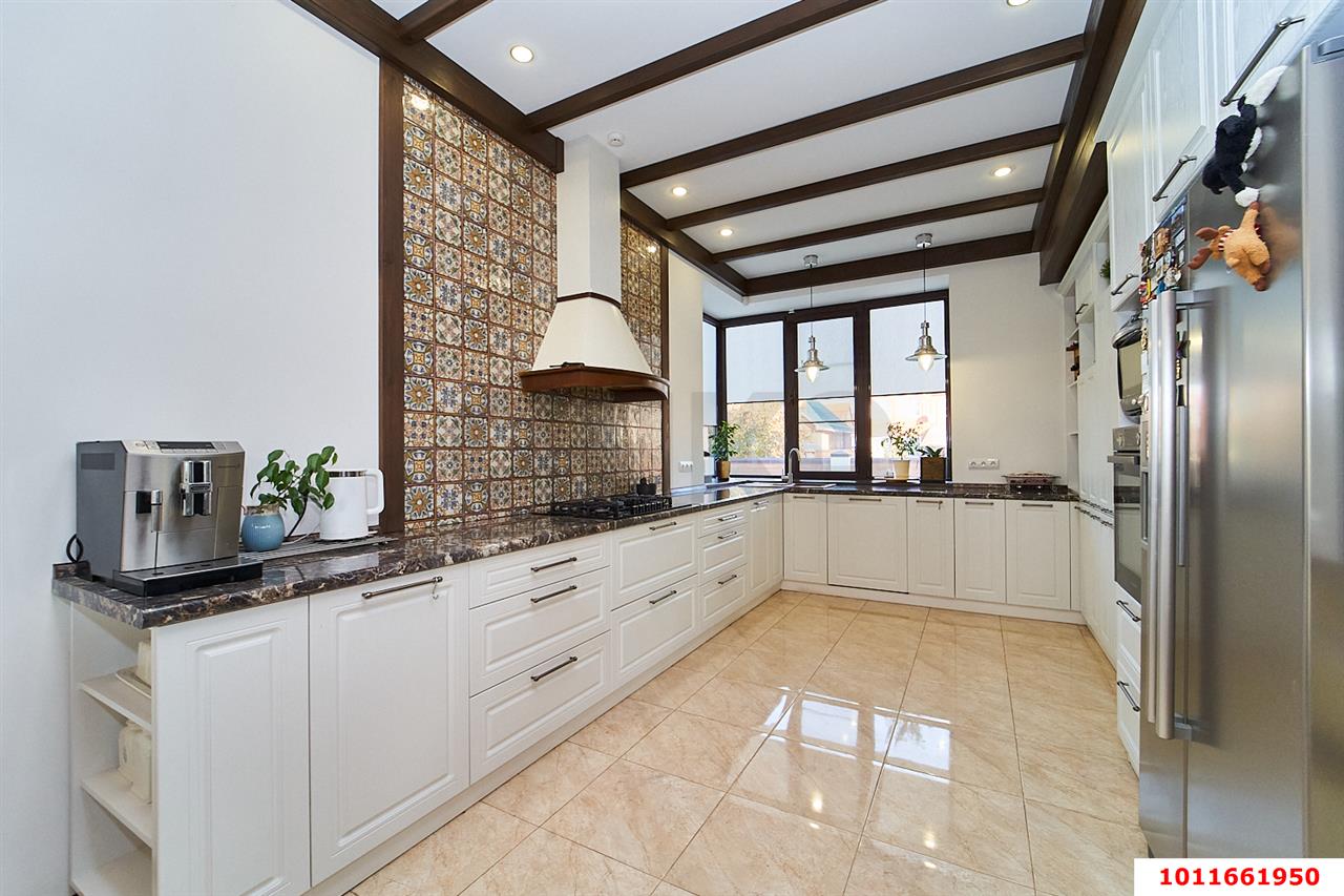 Фото №9: Дом 517 м² + 10 сот. - Краснодар, Новознаменский, ул. Гренадерская, 15