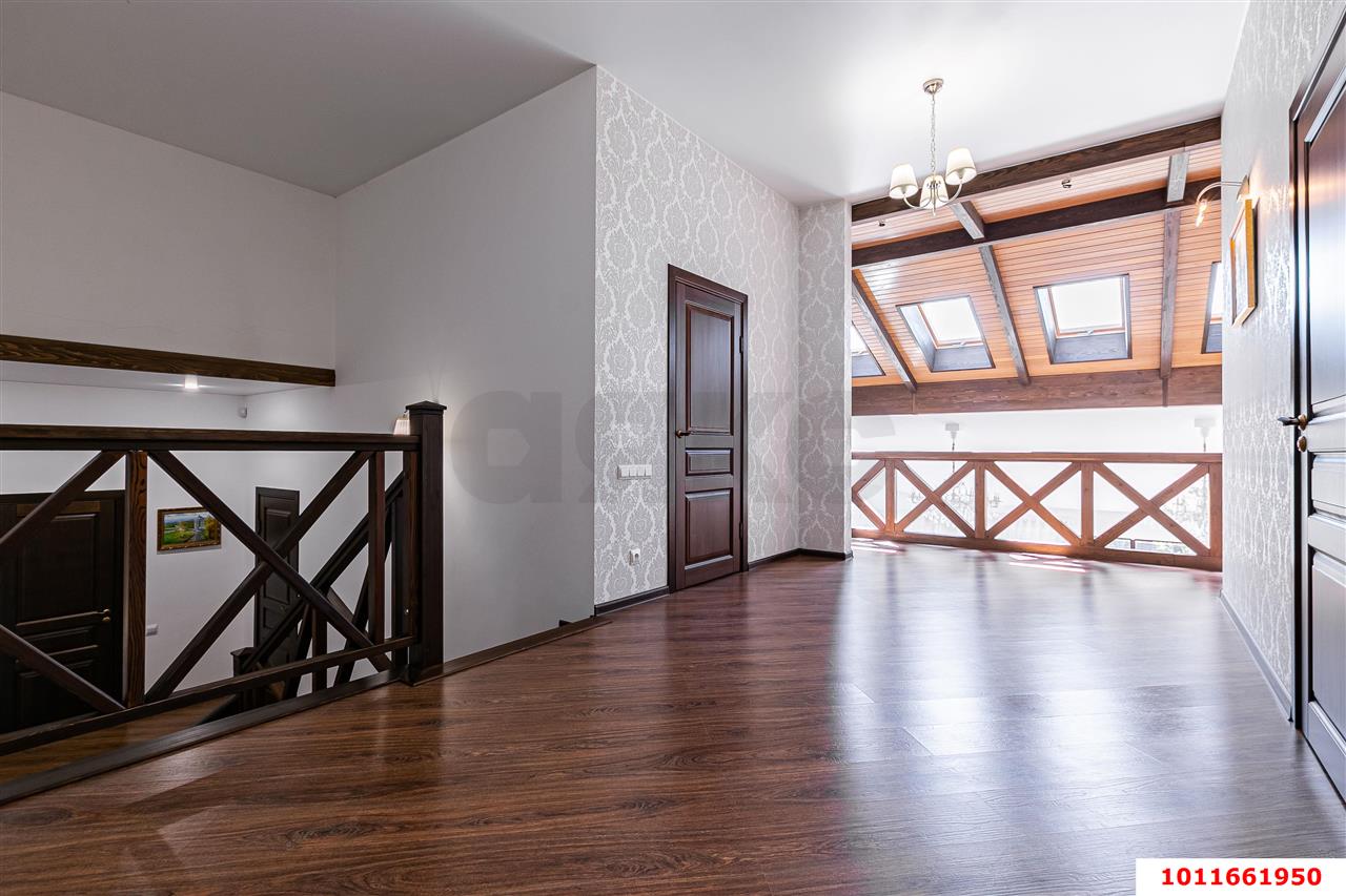 Фото №12: Дом 517 м² + 10 сот. - Краснодар, Карасунский внутригородской округ, ж/р Новознаменский, ул. Гренадерская, 15