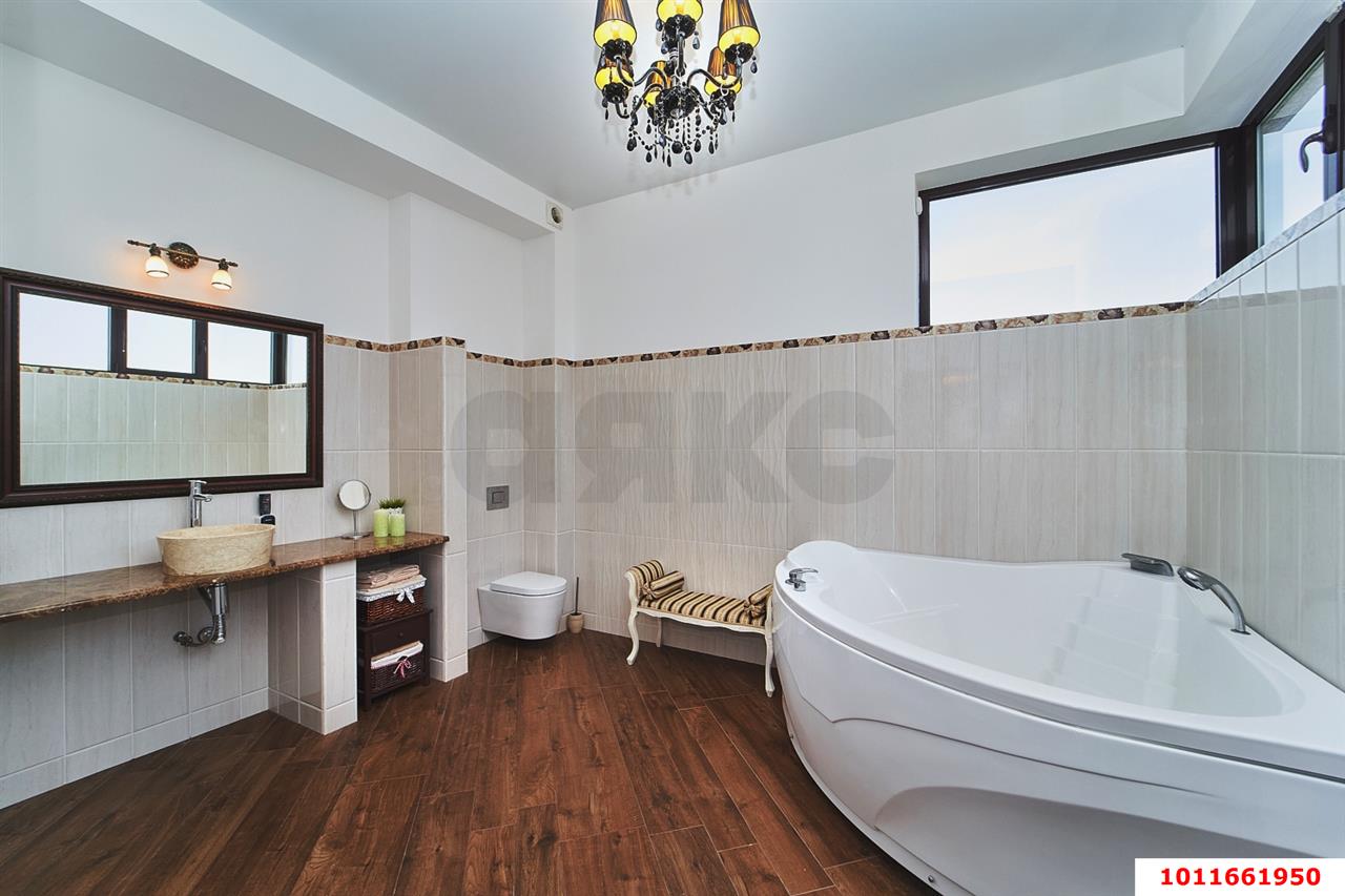 Фото №29: Дом 517 м² + 10 сот. - Краснодар, Карасунский внутригородской округ, ж/р Новознаменский, ул. Гренадерская, 15