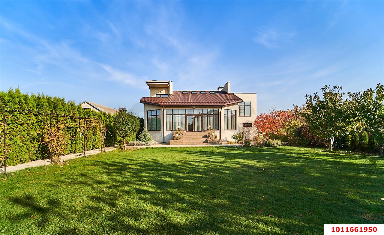 Фото №1: Дом 517 м² + 10 сот. - Краснодар, Карасунский внутригородской округ, ж/р Новознаменский, ул. Гренадерская, 15