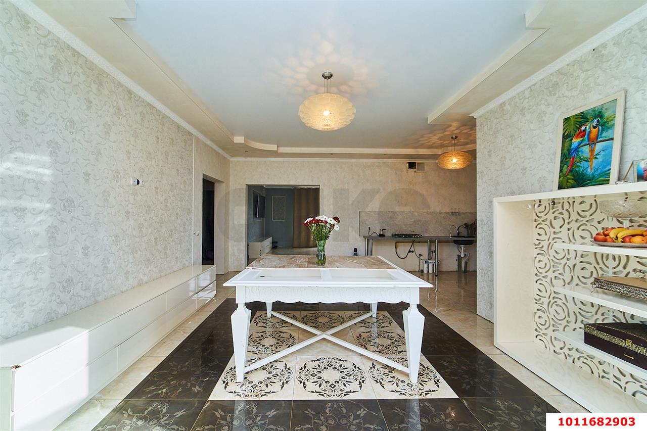 Фото №9: Дом 296 м² + 6 сот. - Южный, п. коттеджный  Знание, ул. имени Цезаря Куникова, 18