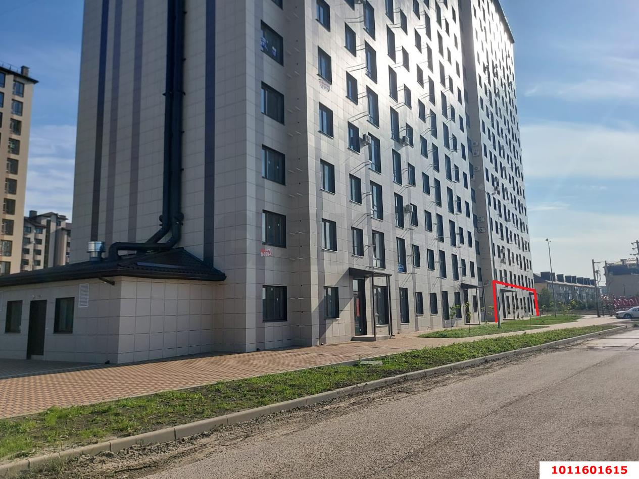 Фото №6: Торговое помещение 397 м² - Новая Адыгея, жилой комплекс Баланс, ул. Береговая, 1к8