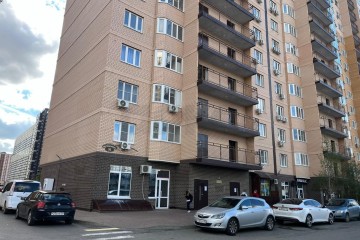 Фото №1: Торговое помещение 90 м² - Краснодар, мкр. Губернский, ул. имени Героя Георгия Бочарникова, 14