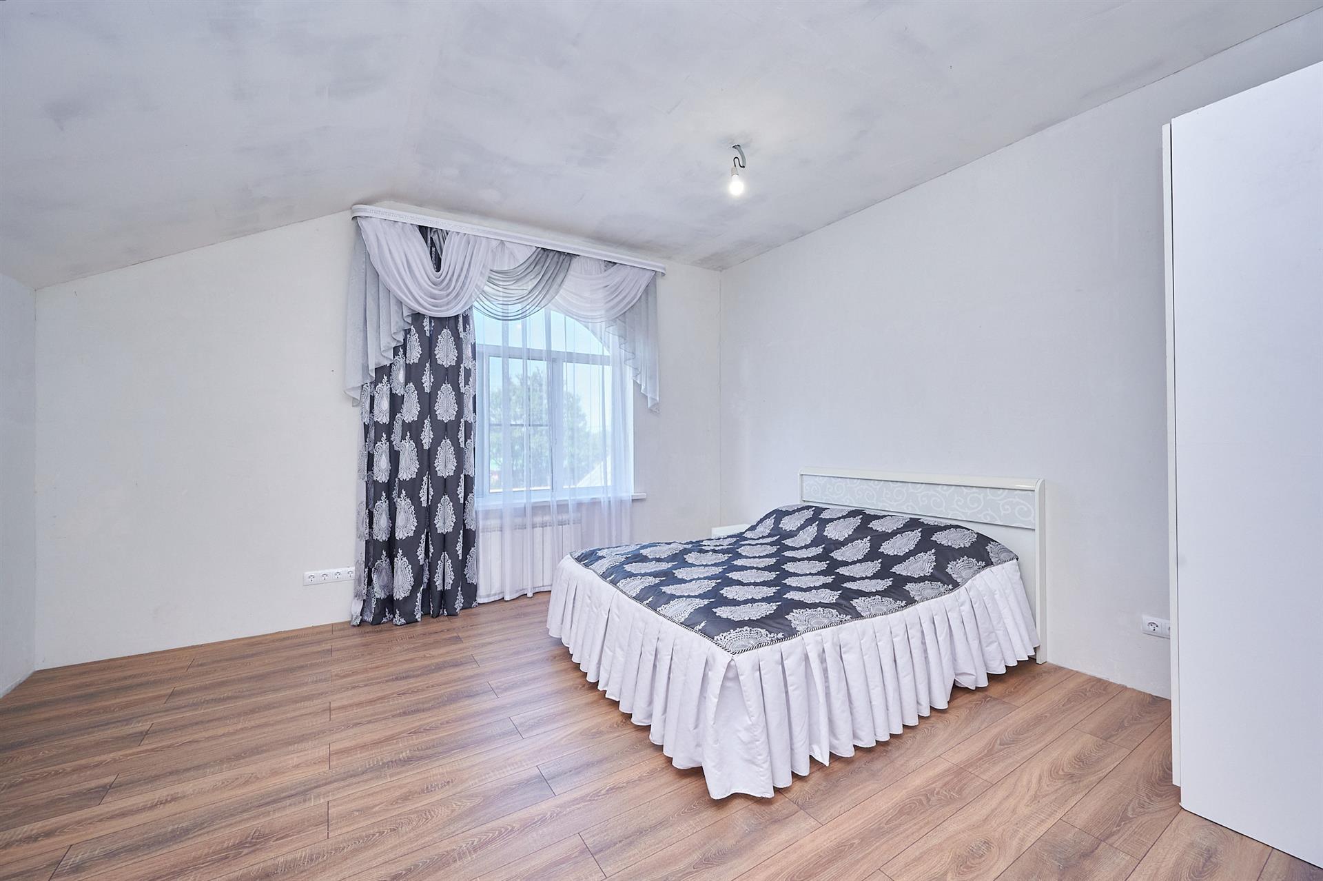 Фото №10: Дом 260 м² + 10 сот. - Старокорсунская, мкр. Карасунский внутригородской округ, ул. Октябрьская, 112