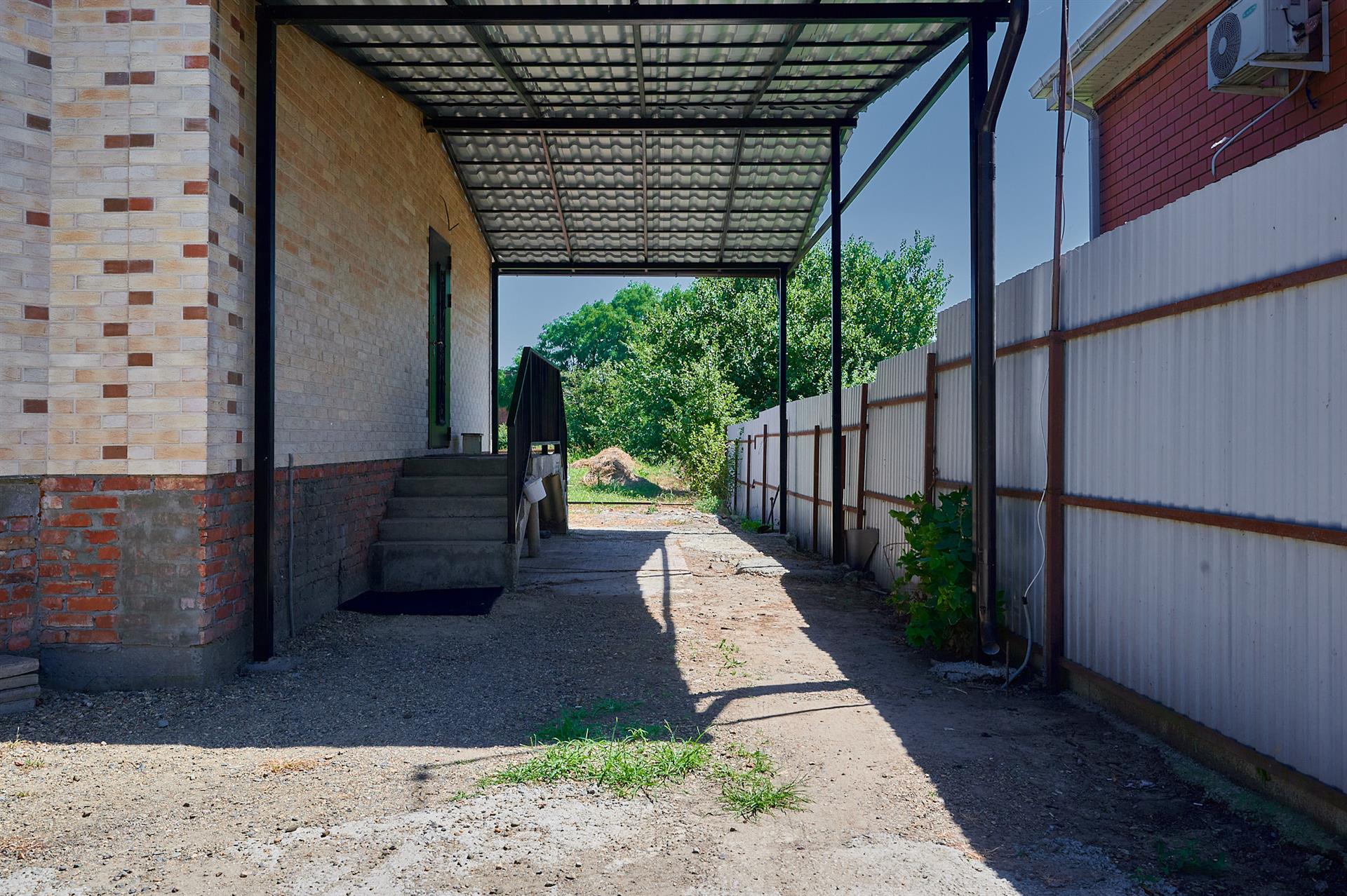 Фото №4: Дом 260 м² + 10 сот. - Старокорсунская, мкр. Карасунский внутригородской округ, ул. Октябрьская, 112