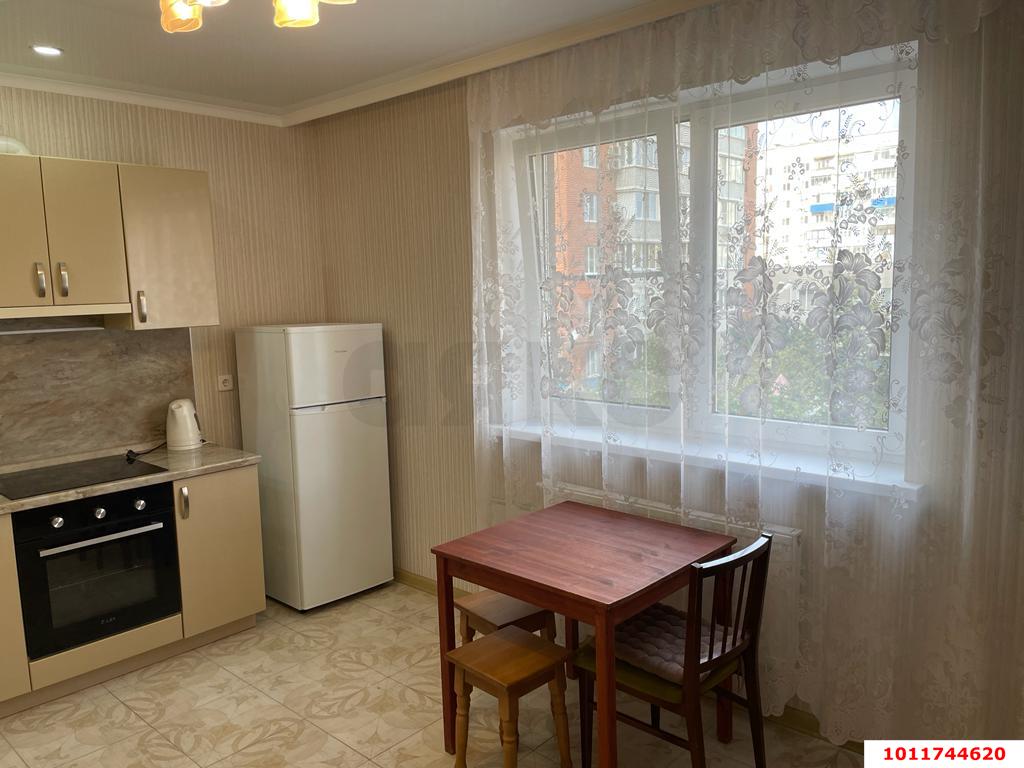 Фото №2: 2-комнатная квартира 66 м² - Краснодар, жилой комплекс Симфония, ул. Российская, 74к2