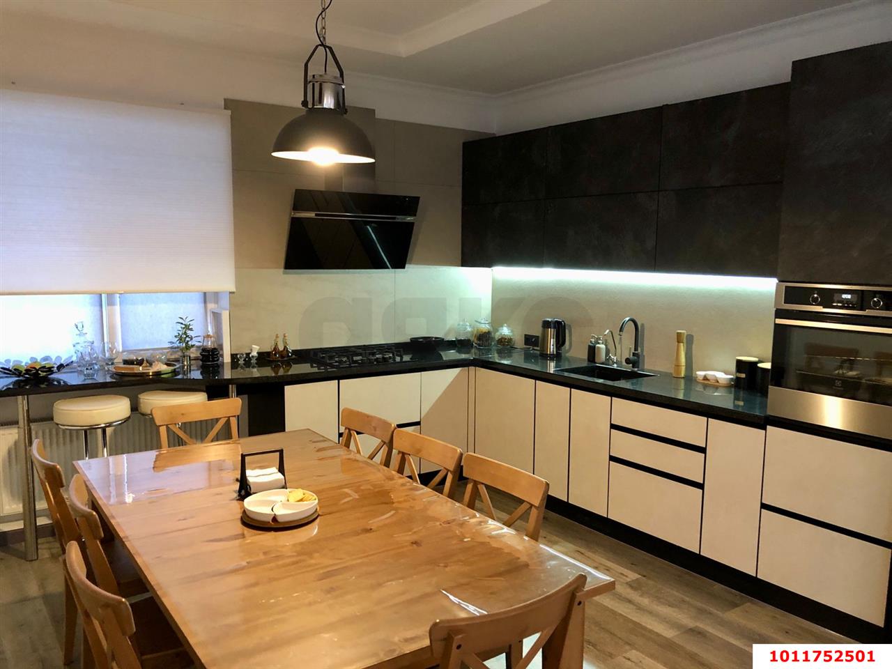 Фото №12: Дом 250 м² + 6.57 сот. - Краснодар, Западный внутригородской округ, мкр. Фестивальный, ул. Артиллерийская, 56