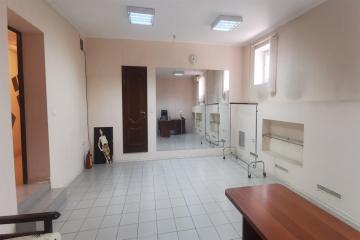 Фото №3: Коммерция 127 м² - Краснодар, мкр. Краевая Клиническая Больница, ул. Восточно-Кругликовская, 49