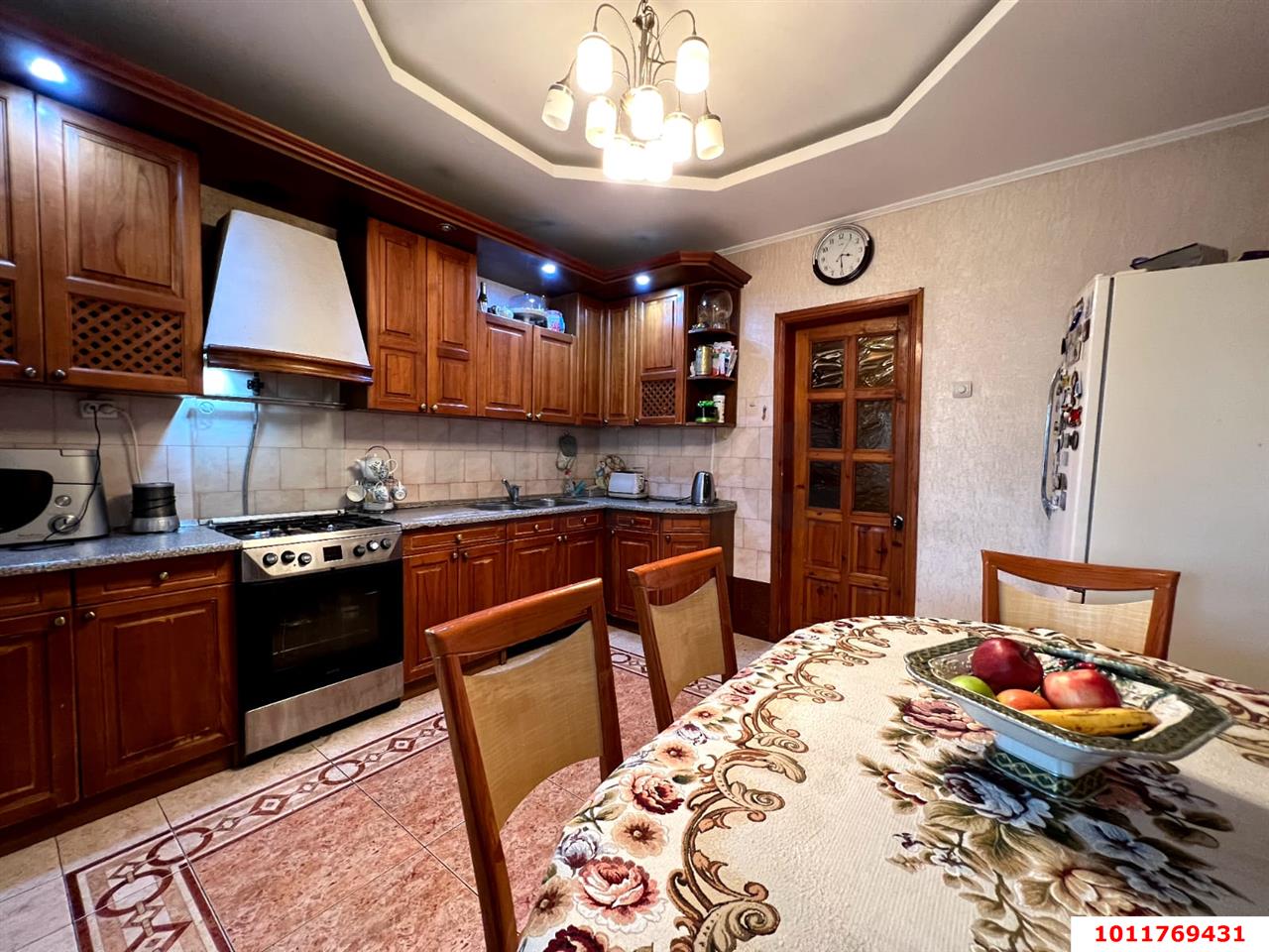 Фото №4: Дом 200 м² + 9.41 сот. - Новотитаровская, ул. Кубанская, 1