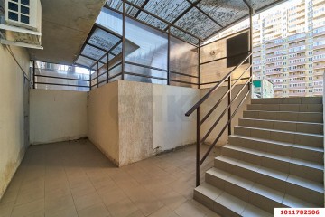 Фото №5: Торговое помещение 37 м² - Краснодар, мкр. имени Петра Метальникова, ул. Петра Метальникова, 3/1к1