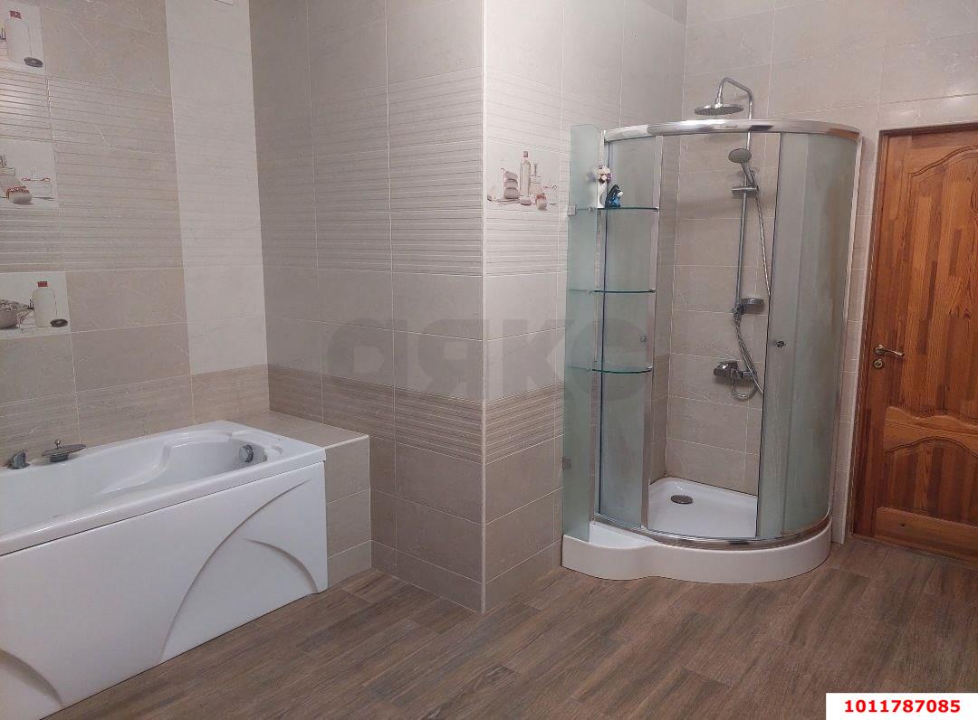 Фото №10: Дом 187 м² + 6 сот. - Краснодар, Центральный внутригородской округ, мкр. Табачная Фабрика, ул. Серова, 17