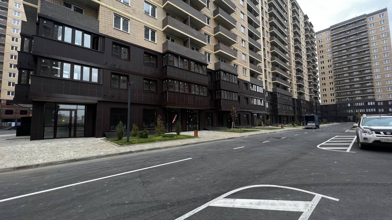 Фото №7: Коммерция 45 м² - Краснодар, Прикубанский внутригородской округ, мкр. жилой комплекс Ракурс, ул. имени Героя Ростовского