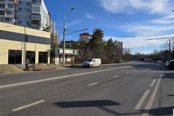 Фото №3: Торговое помещение 690 м² - Краснодар, мкр. Юбилейный, ул. 70-летия Октября, 8А