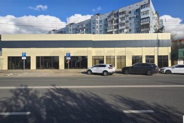 Фото №5: Торговое помещение 560 м² - Краснодар, мкр. Юбилейный, ул. 70-летия Октября, 8А