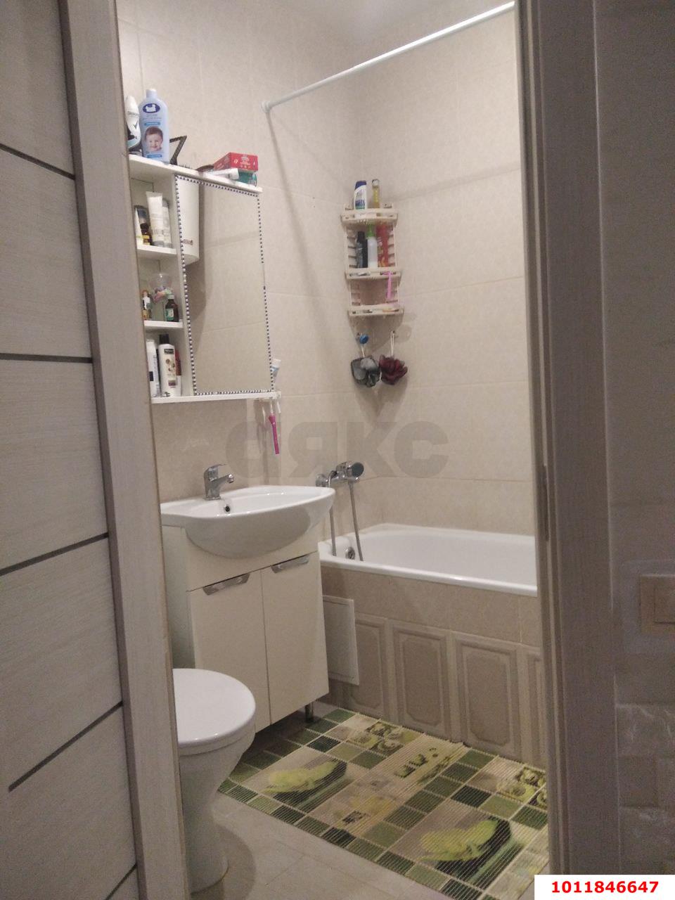 Фото №16: 3-комнатная квартира 76 м² - Краснодар, Прикубанский внутригородской округ, Завод Радиоизмерительных Приборов, п. Калинино, пер. Гаражный, 12/3литА