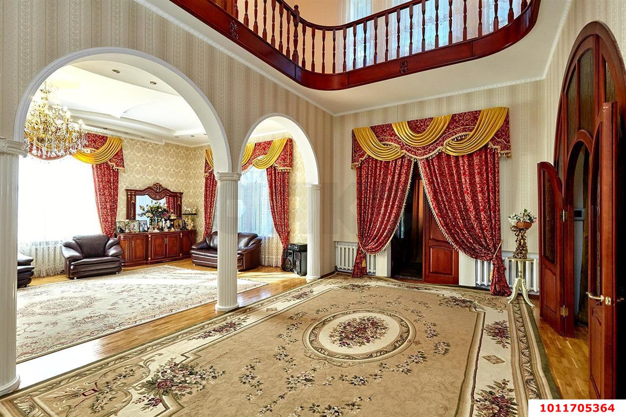 Фото №3: Дом 325 м² + 6 сот. - Краснодар, Западный внутригородской округ, мкр. Фестивальный, ул. Бабушкина, 126