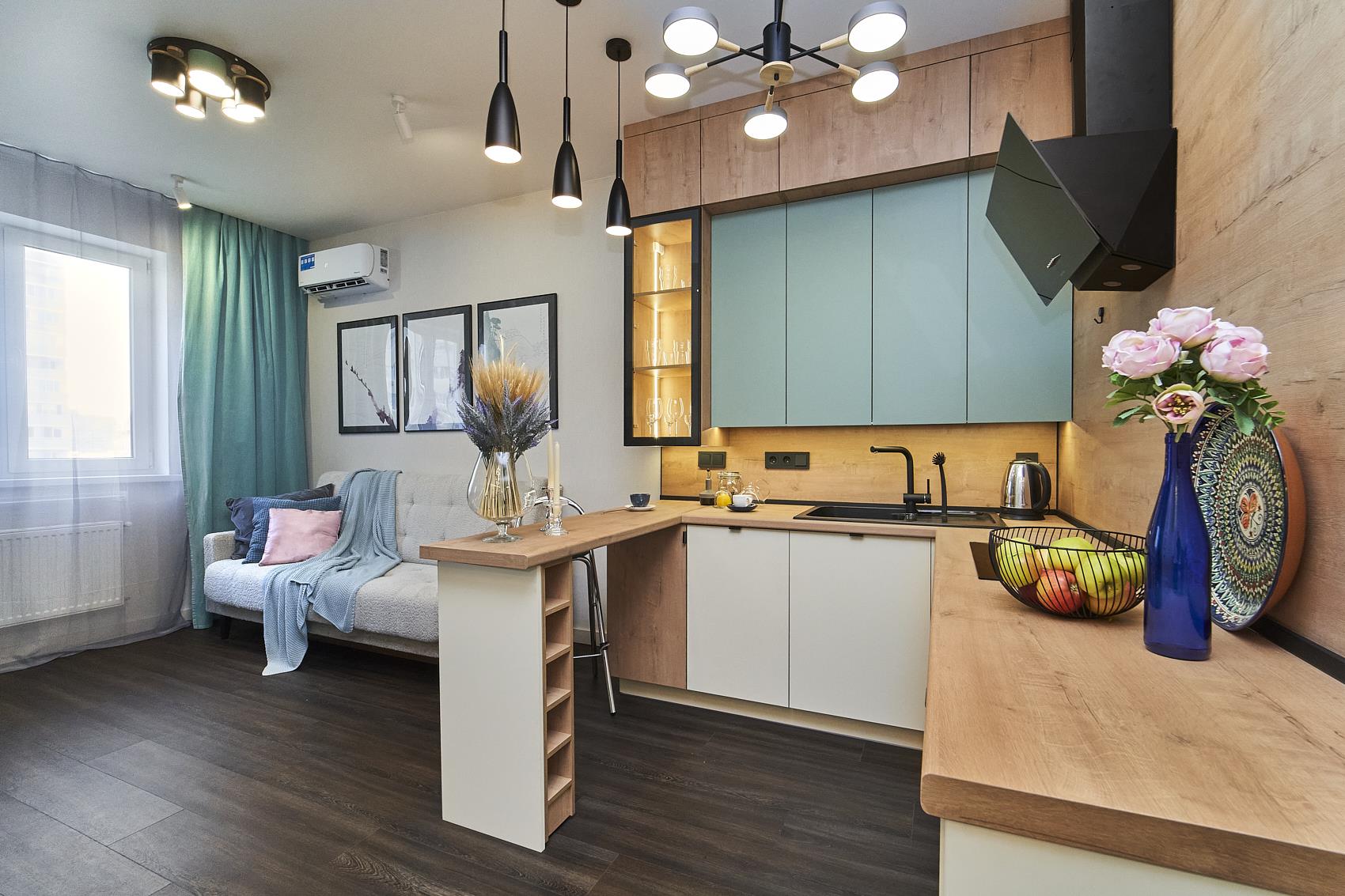 Фото №1: 1-комнатная квартира 33 м² - Краснодар, Завод Радиоизмерительных Приборов, Прикубанский внутригородской округ, мкр. имени Петра Метальникова, ул. Российская, 267к5