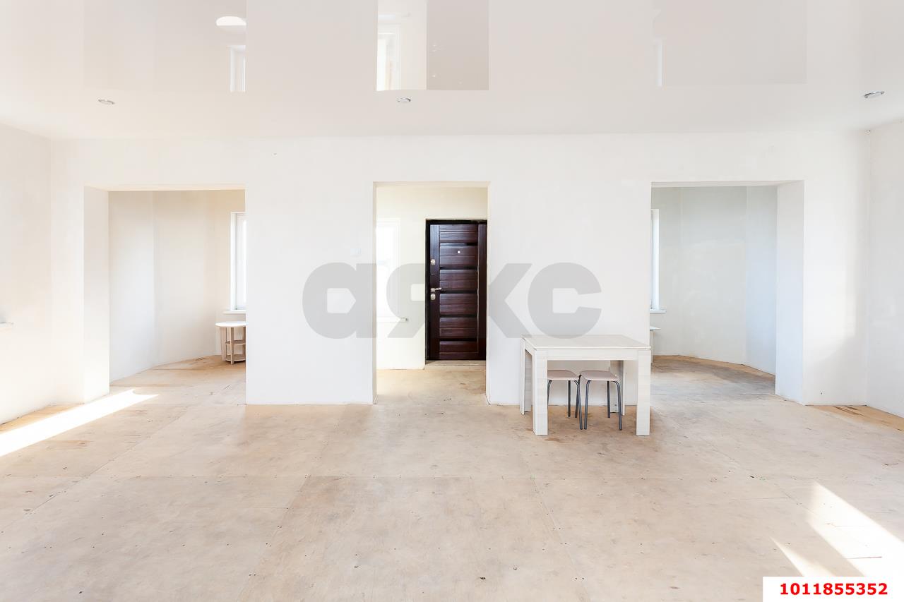 Фото №7: Дом 140 м² + 3 сот. - Краснодар, коттеджный  Комарово, ул. Херсонская, 32