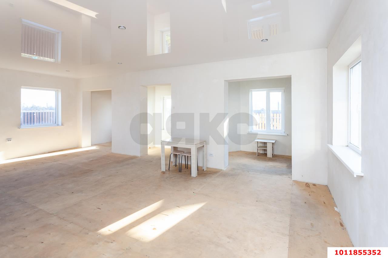 Фото №8: Дом 140 м² + 3 сот. - Краснодар, коттеджный  Комарово, ул. Херсонская, 32