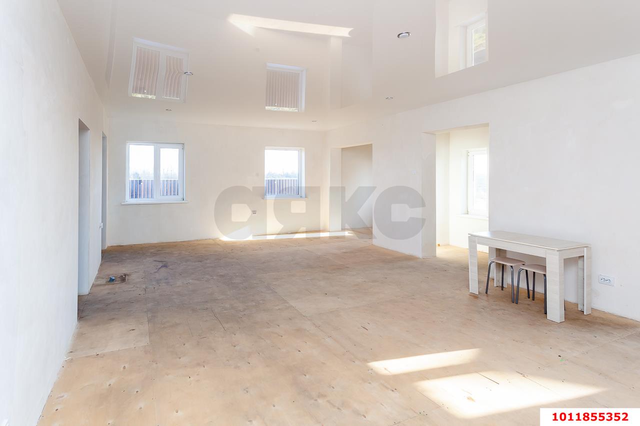 Фото №9: Дом 140 м² + 3 сот. - Краснодар, коттеджный  Комарово, ул. Херсонская, 32