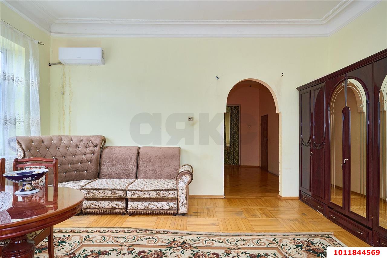 Фото №8: Дом 122 м² + 6 сот. - Краснодар, Центральный внутригородской округ, Покровка, мкр. Центральный, ул. Володарского, 29