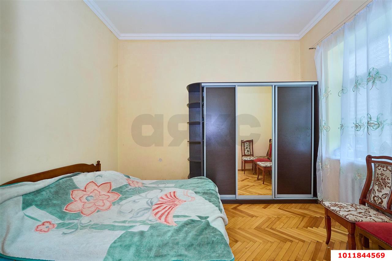 Фото №12: Дом 122 м² + 6 сот. - Краснодар, Центральный внутригородской округ, Покровка, мкр. Центральный, ул. Володарского, 29