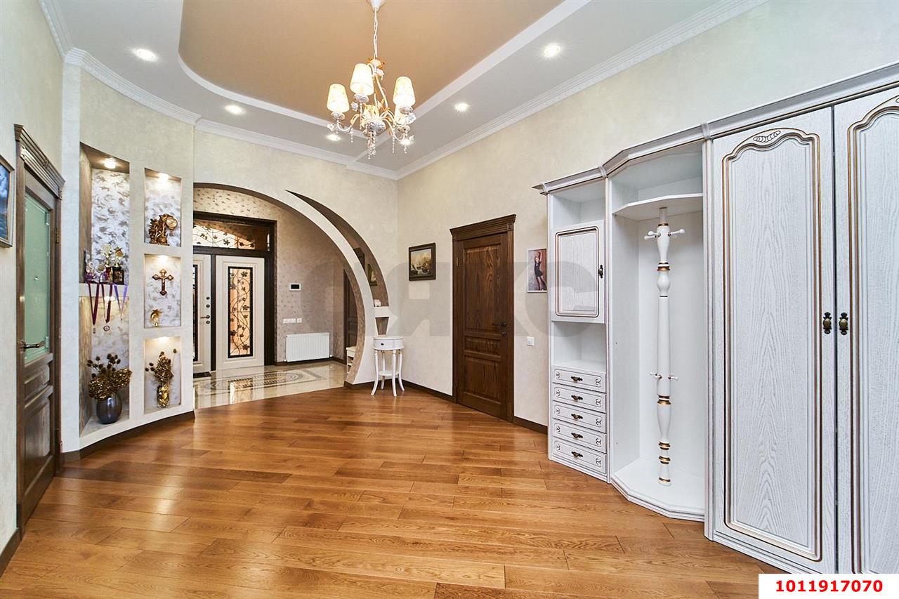 Фото №7: Дом 300 м² + 10 сот. - Краснодар, Прикубанский внутригородской округ, п. коттеджный  Зелёная Долина, ул. Тюрингская, 14