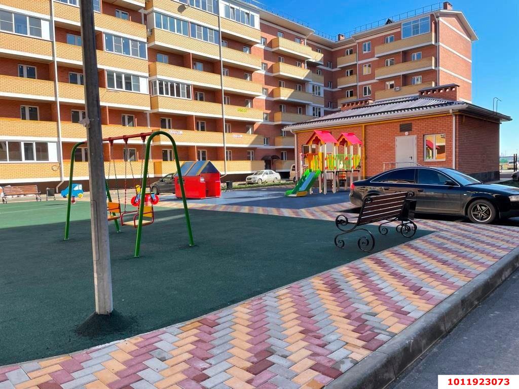 Фото №9: Студия 30 м² - Новая Адыгея, жилой комплекс Золотая линия 2, ул. Бжегокайская, 25к1