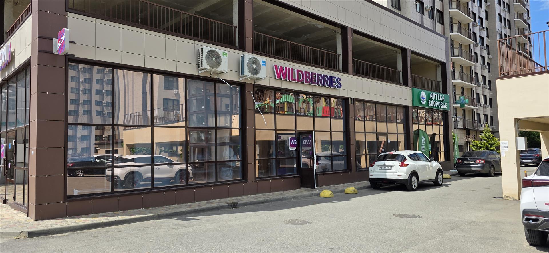 Фото №1: Коммерция 67 м² - Новая Адыгея, мкр. жилой комплекс Мега-Победа, ул. Береговая, 3с3