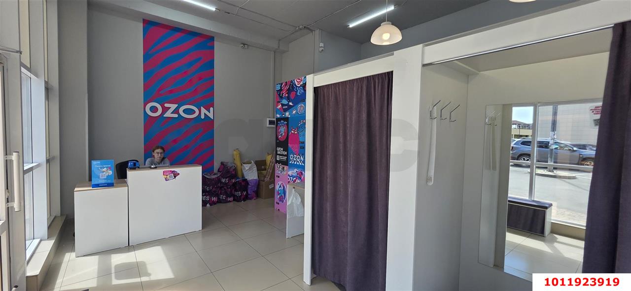 Фото №4: Торговое помещение 70 м² - Новая Адыгея, жилой комплекс Мега-Победа, ул. Береговая, 3с3