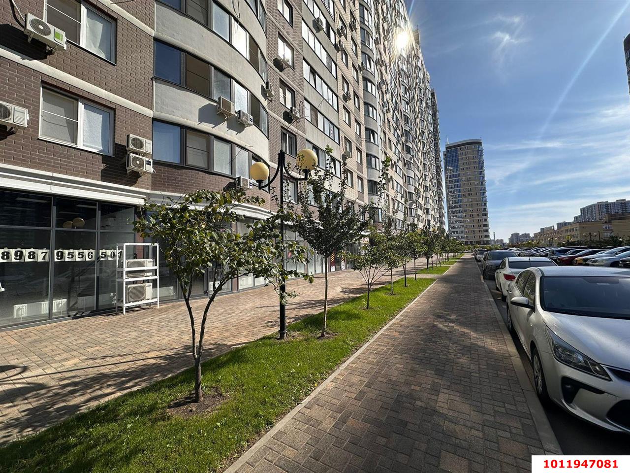 Фото №4: Торговое помещение 90 м² - Краснодар, жилой комплекс Атлант, ул. Адмирала Крузенштерна, 6/3