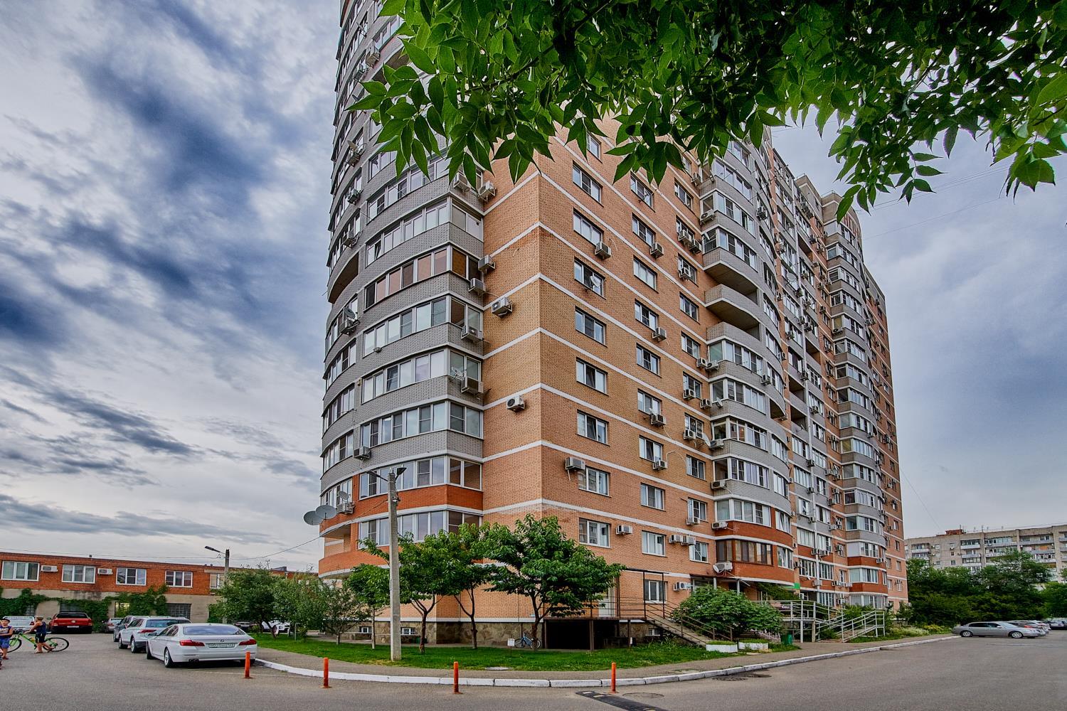 Фото №1: Коммерция 80 м² - Краснодар, Центральный внутригородской округ, мкр. Центральный, ул. Промышленная, 19