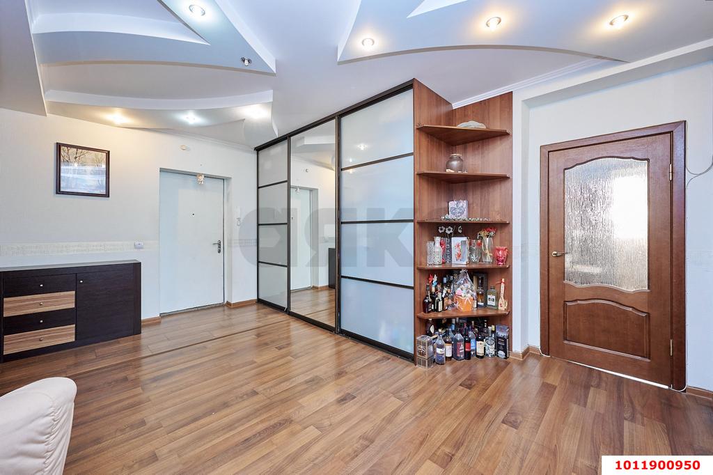 Фото №8: 3-комнатная квартира 110 м² - Краснодар, Краевая Клиническая Больница, ул. Черкасская, 53