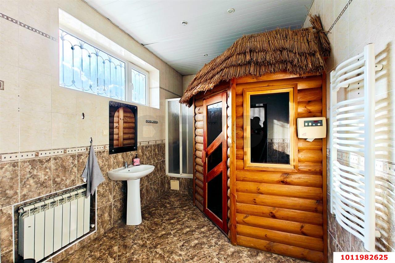 Фото №17: Коммерция 375 м² - Краснодар, Прикубанский внутригородской округ, мкр. Музыкальный, ул. имени Сергея Есенина