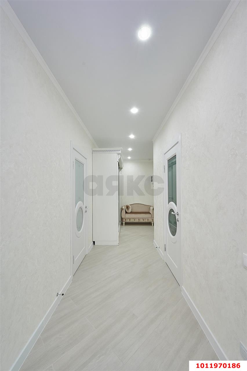 Фото №11: 1-комнатная квартира 55 м² - Краснодар, Западный внутригородской округ, мкр. Фестивальный, ул. Гаражная, 79/1