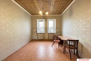 Фото №1: Комната 12 м² - Краснодар, мкр. Камвольно-суконный Комбинат, ул. Сормовская, 18