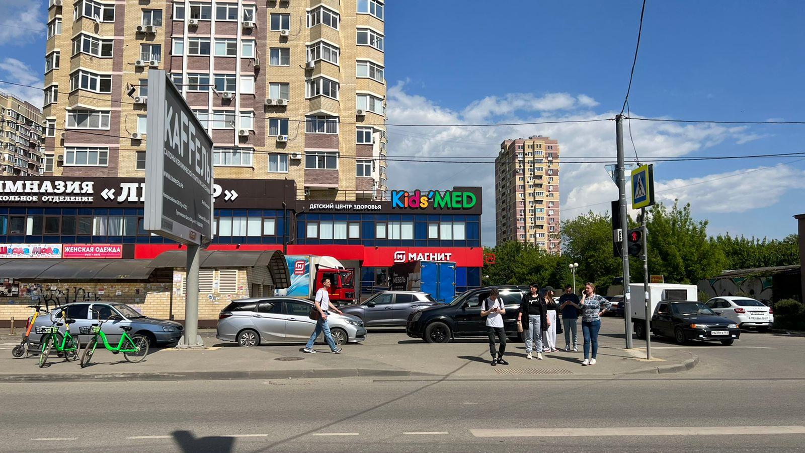 Фото №4: Коммерция 229 м² - Краснодар, Прикубанский внутригородской округ, 40 лет Победы, мкр. жилой комплекс Симфония, ул. Российская, 72/1к1