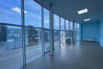 Фото №2: Коммерция 353 м² - Краснодар, мкр. Западный внутригородской округ, ул. Рашпилевская, 234