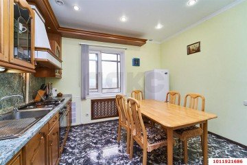 Фото №2: 4-комнатная квартира 150 м² - Краснодар, мкр. Центральный, ул. Чкалова, 11