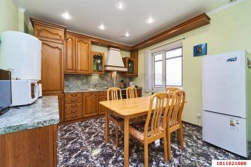 Фото №3: 4-комнатная квартира 122 м² - Краснодар, мкр. Центральный, ул. Чкалова, 11