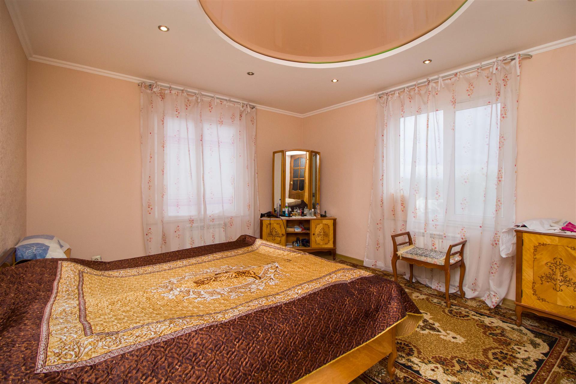 Фото №18: Дом 235 м² + 30 сот. - Ивановская, ул. Краснолесская, 45