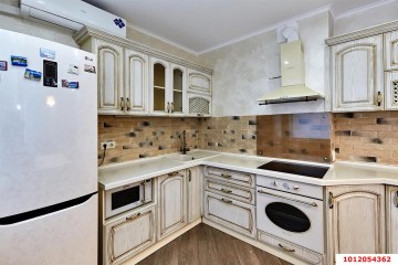 Фото №1: 2-комнатная квартира 85 м² - Краснодар, мкр. Фестивальный, пр-кт Константина Образцова, 2/1