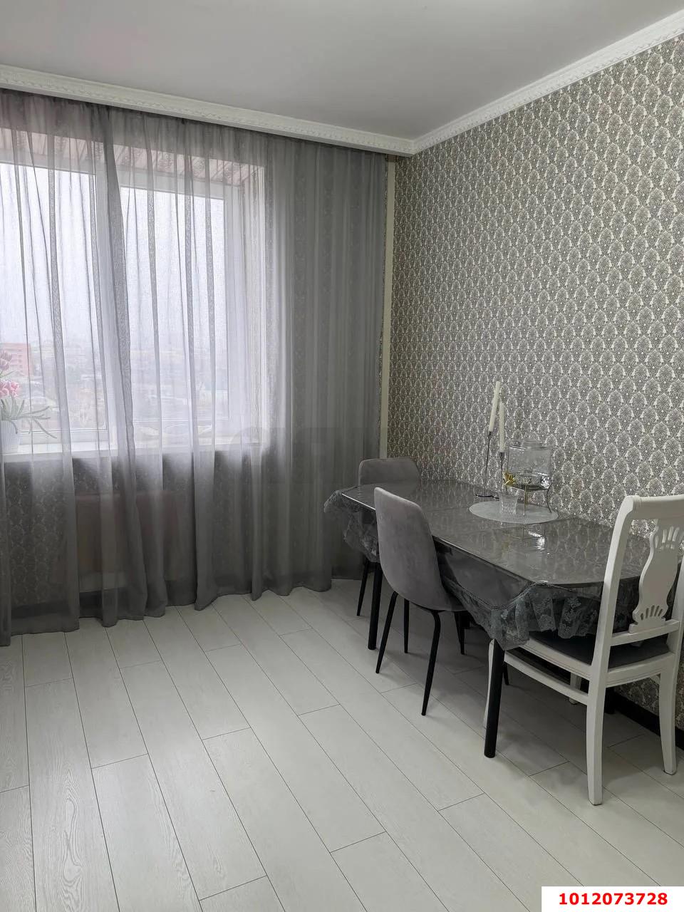 Фото №9: 3-комнатная квартира <span class="whitespace-nowrap">84 м²</span>, <span class="whitespace-nowrap">8/8 эт.</span> - Краснодар, Прикубанский внутригородской округ, Калинино, мкр. Завод Радиоизмерительных Приборов, ул. 1 Мая, 428
